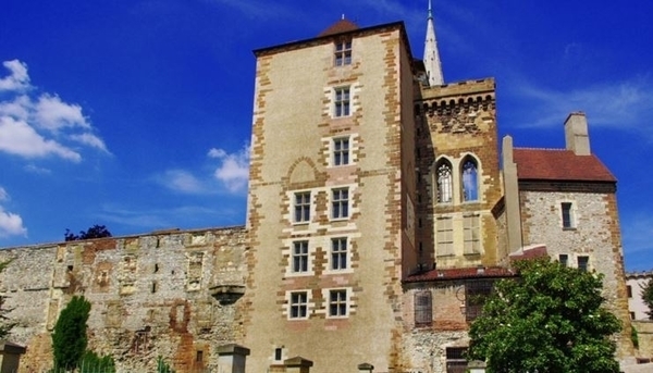 Château des ducs de Bourbon : Séances, tarifs et réservation de la visite guidée — MesSortiesCulture